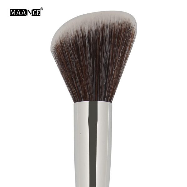 Oblique Blush Makeup Brush - Image 3